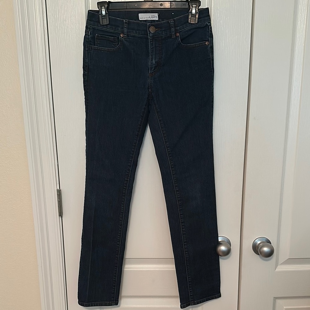 Loft jeans, size 26. In good condition.